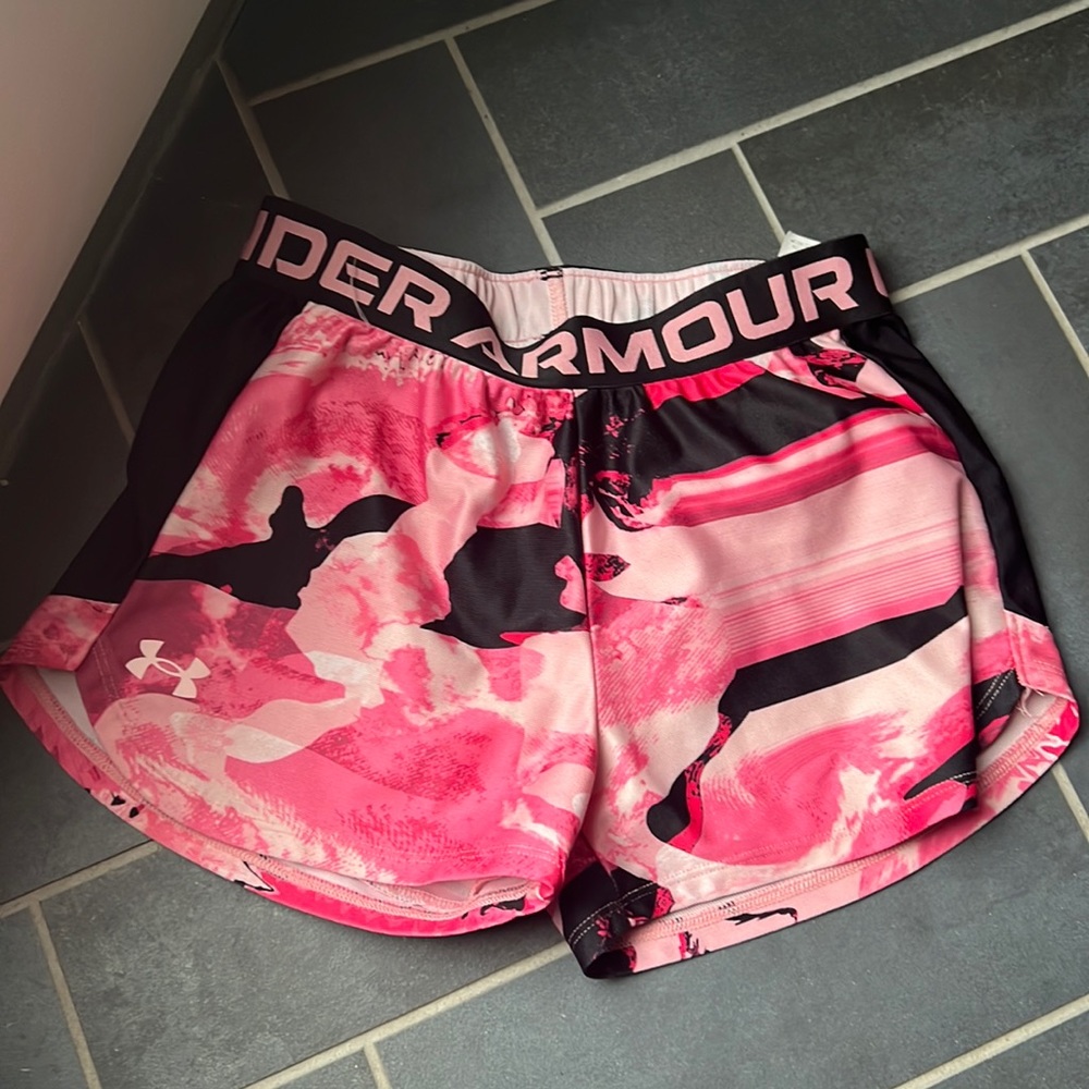 Girls Under Armour shorts